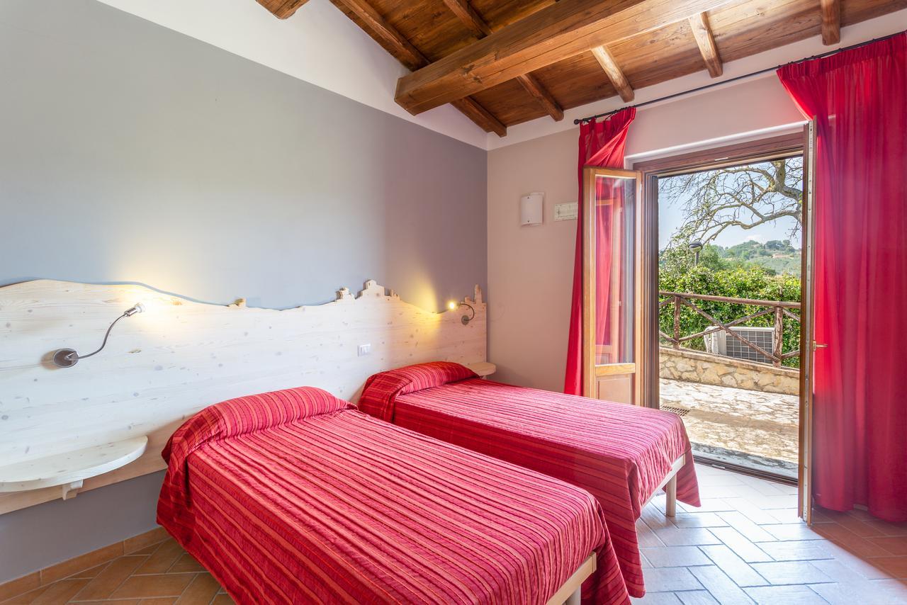 Agriturismo Dei Casali Амелиа Экстерьер фото